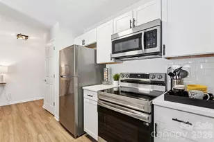 1620 Arlyn Cir, Charlotte, NC 28213 - Photo 7