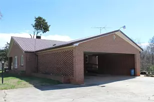 316 Drexel Rd, Morganton, NC 28655 - Photo 3