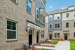 806 Hammers Ln, Charlotte, NC 28205 - Photo 3