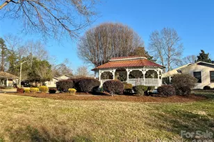 250 Eastwood Village Dr, Bostic, NC 28018 - Photo 27