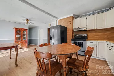 1048 Old Thompson Avenue, Lancaster, SC 29720 - Photo 9