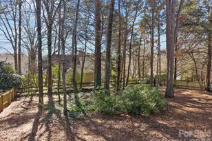 100 Martin St, Davidson, NC 28036 - Photo 11