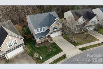 10513 Dominion Village Drive, Charlotte, NC 28269 - Photo 3