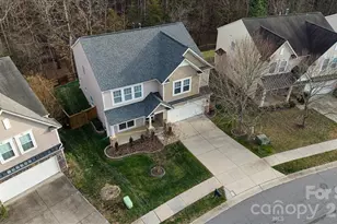 10513 Dominion Village Dr, Charlotte, NC 28269 - Photo 3