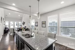 5519 Trieg Dr, Charlotte, NC 28278 - Photo 5