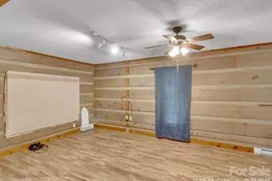 229 Medford Hannah Rd, Waynesville, NC 28785 - Photo 15