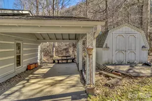 229 Medford Hannah Rd, Waynesville, NC 28785 - Photo 25