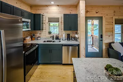 225 Oak Road, Beech Mountain, NC 28604 - Photo 3