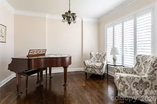 9 Rosebay Ln, Asheville, NC 28803 - Photo 11