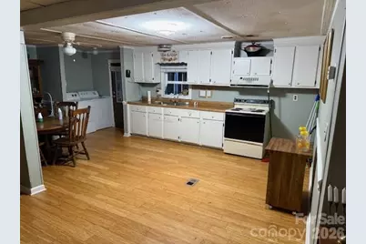 2056 Sipe Road, Conover, NC 28613 - Photo 5