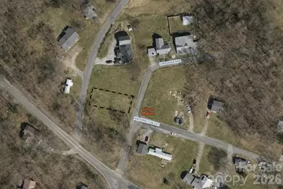 24 Alabama Avenue #2, Marion, NC 28752 - Photo 3