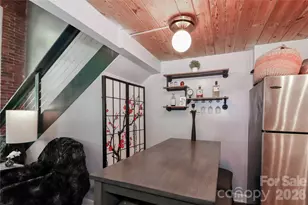 201 S Hoskins Rd, Charlotte, NC 28208 - Photo 15