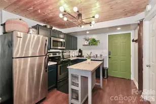 201 S Hoskins Rd, Charlotte, NC 28208 - Photo 1