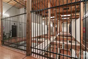 201 S Hoskins Rd, Charlotte, NC 28208 - Photo 37