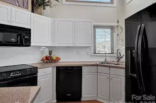 14526 Waterside Dr, Charlotte, NC 28278 - Photo 11