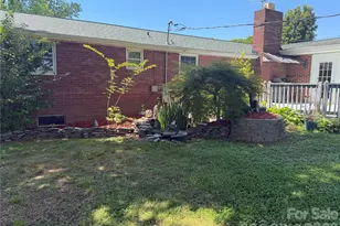 76 Eastview Ct, Taylorsville, NC 28681 - Photo 13