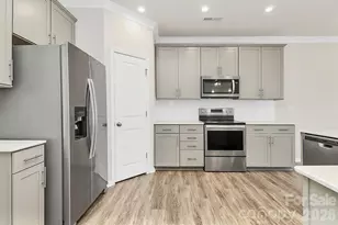 23144 Clarabelle Dr, Charlotte, NC 28273 - Photo 13