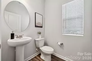 6518 Harlech St, Charlotte, NC 28269 - Photo 15