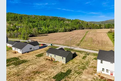 662 Beehive Road, Hendersonville, NC 28792 - Photo 5