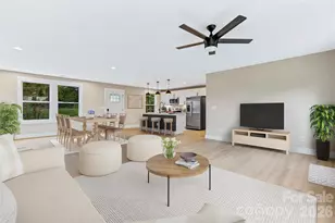 662 Beehive Rd, Hendersonville, NC 28792 - Photo 3