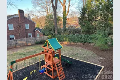 26 6th Avenue NW, Hickory, NC 28601 - Photo 33