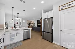 506 Donnegal Farm Dr, Fuquay-Varina, NC 27526 - Photo 7