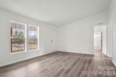 1003 Wesbrooke Court, Bessemer City, NC 28016 - Photo 3