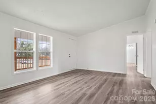 1003 Wesbrooke Ct, Bessemer City, NC 28016 - Photo 3