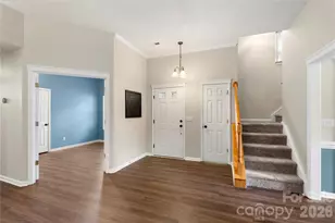 12028 Regent Ridge Ln, Charlotte, NC 28278 - Photo 5