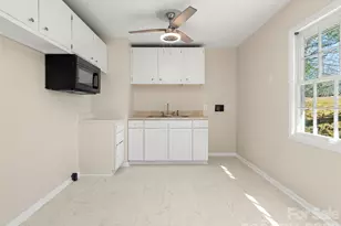 76 Maple Springs Rd, Asheville, NC 28805 - Photo 19