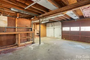 76 Maple Springs Rd, Asheville, NC 28805 - Photo 25