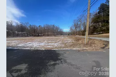 4450 US 70 Highway E, Marion, NC 28752 - Photo 9