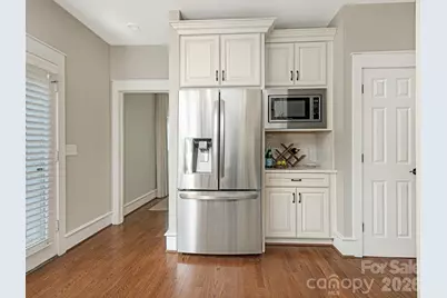 1218 Wareham Court, Charlotte, NC 28207 - Photo 9