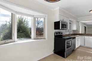 201 Racquet Club Rd, Asheville, NC 28803 - Photo 15