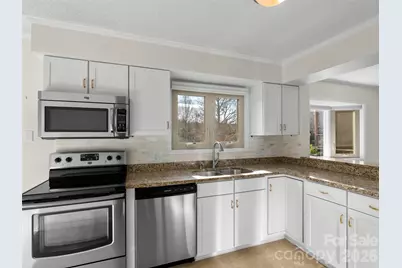 201 Racquet Club Road #15, Asheville, NC 28803 - Photo 9