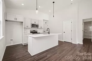 508 Mill St, Lowell, NC 28098 - Photo 9