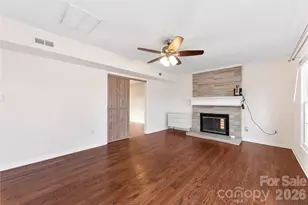 2240 Lawton Bluff Rd, Charlotte, NC 28226 - Photo 9