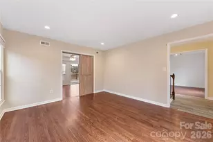 2240 Lawton Bluff Rd, Charlotte, NC 28226 - Photo 11