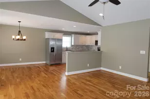 506 E Carpenter St, Maiden, NC 28650 - Photo 3