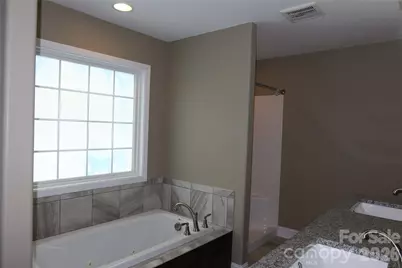 506 E Carpenter Street, Maiden, NC 28650 - Photo 13