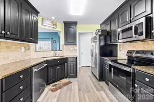 105 Laura Ct, Cherryville, NC 28021 - Photo 13