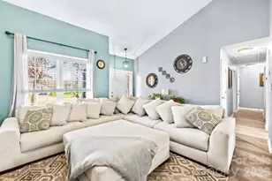 105 Laura Ct, Cherryville, NC 28021 - Photo 9