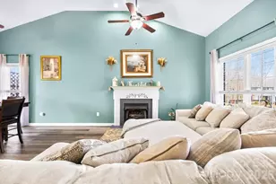 105 Laura Ct, Cherryville, NC 28021 - Photo 7