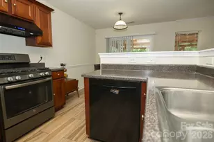 3733 Catawba Creek Dr, Gastonia, NC 28056 - Photo 17