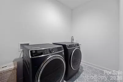 709 Tennyson Drive, Charlotte, NC 28208 - Photo 35