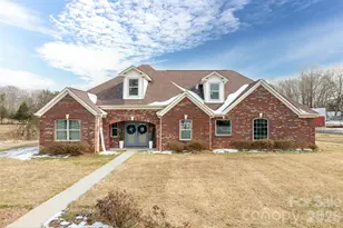 210 Florham Dr, Dallas, NC 28034 - Photo 3