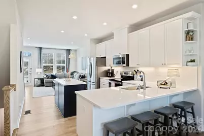 4750 Chastain Avenue, Charlotte, NC 28217 - Photo 7