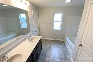 5633 Barclay Ct, Fort Mill, SC 29707 - Photo 11