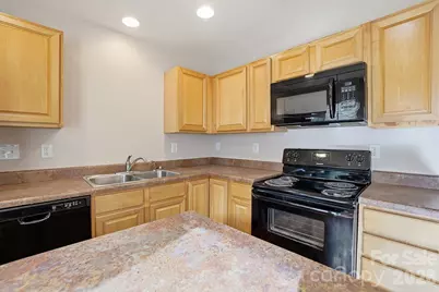 3569 Draycott Avenue, Charlotte, NC 28213 - Photo 9