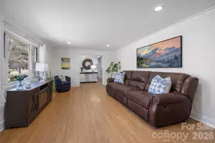 7701 Shady Ln, Charlotte, NC 28215 - Photo 15